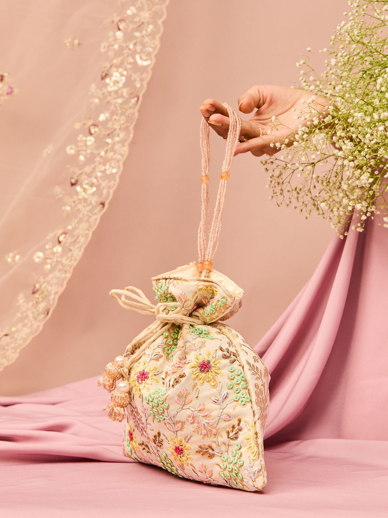 Mohey Women Cream Elegance Potli Bag