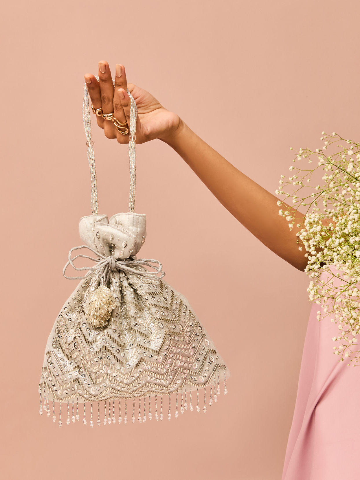 Mohey Women Elegant Grey Potli Bag