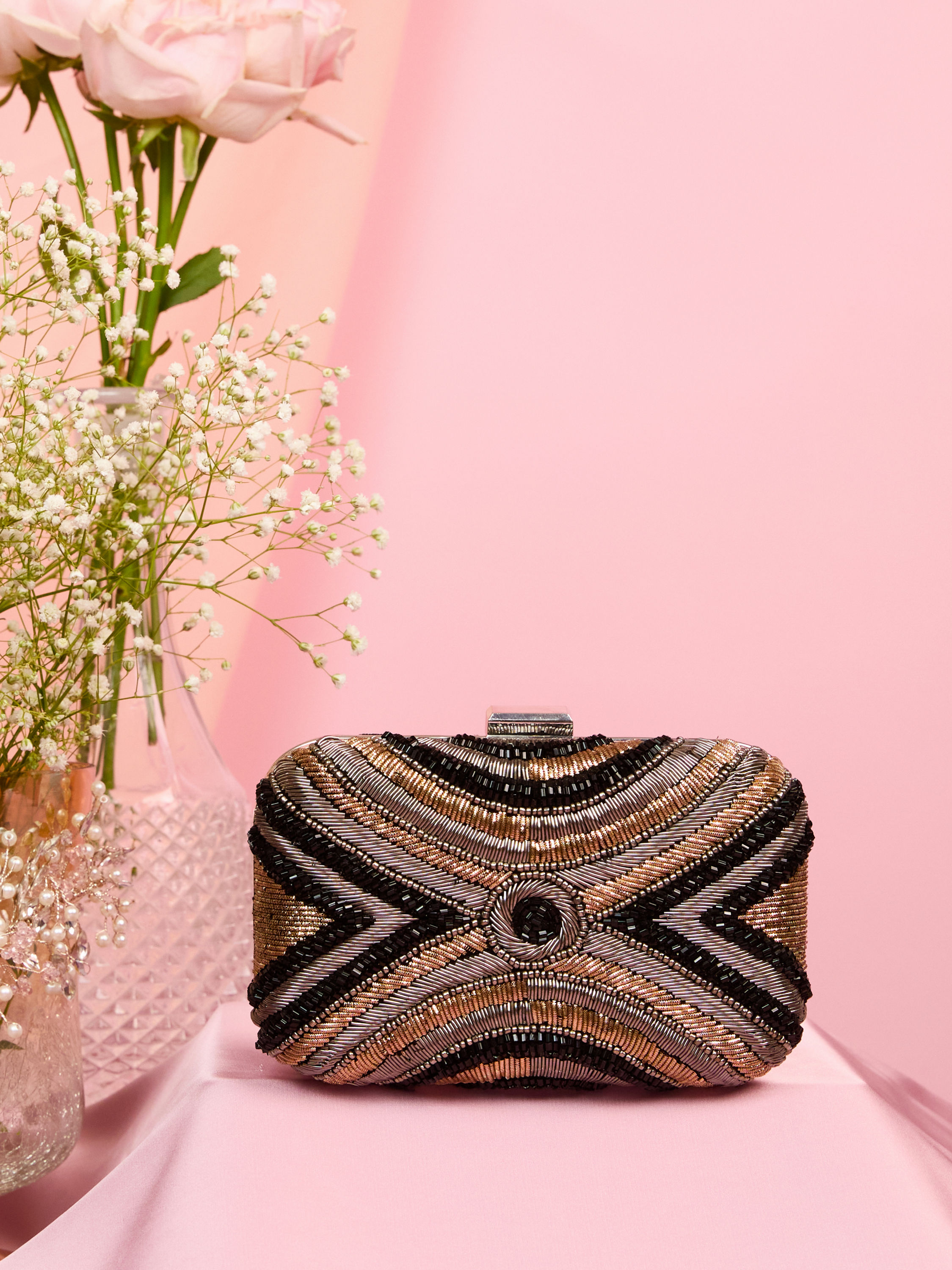 Mohey Women Black Velvet Elegance Clutch Bag