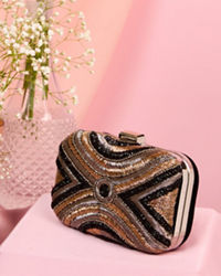 Mohey Women Black Velvet Elegance Clutch Bag