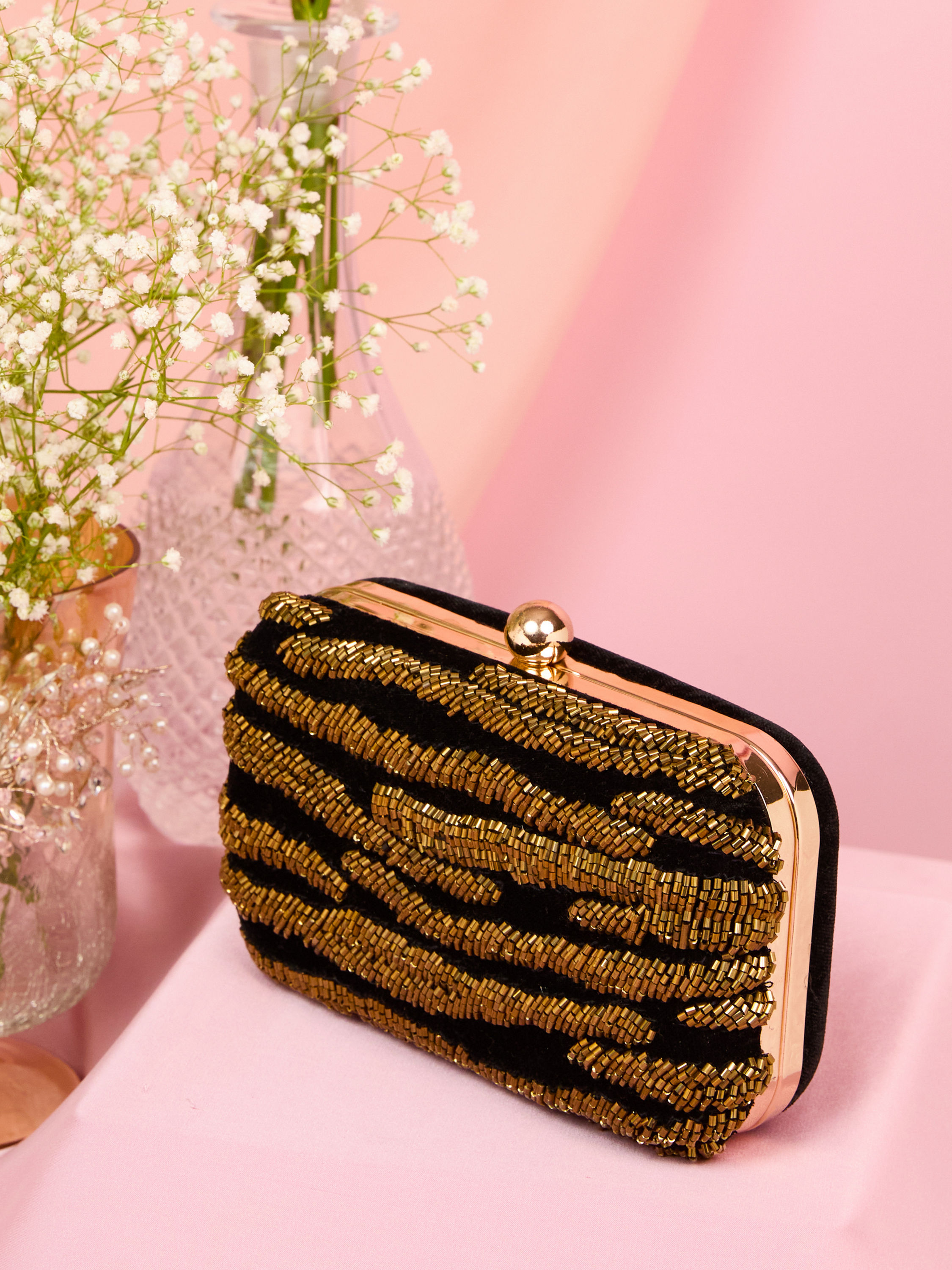 Mohey Women Golden Velvet Festive Clutch Bag
