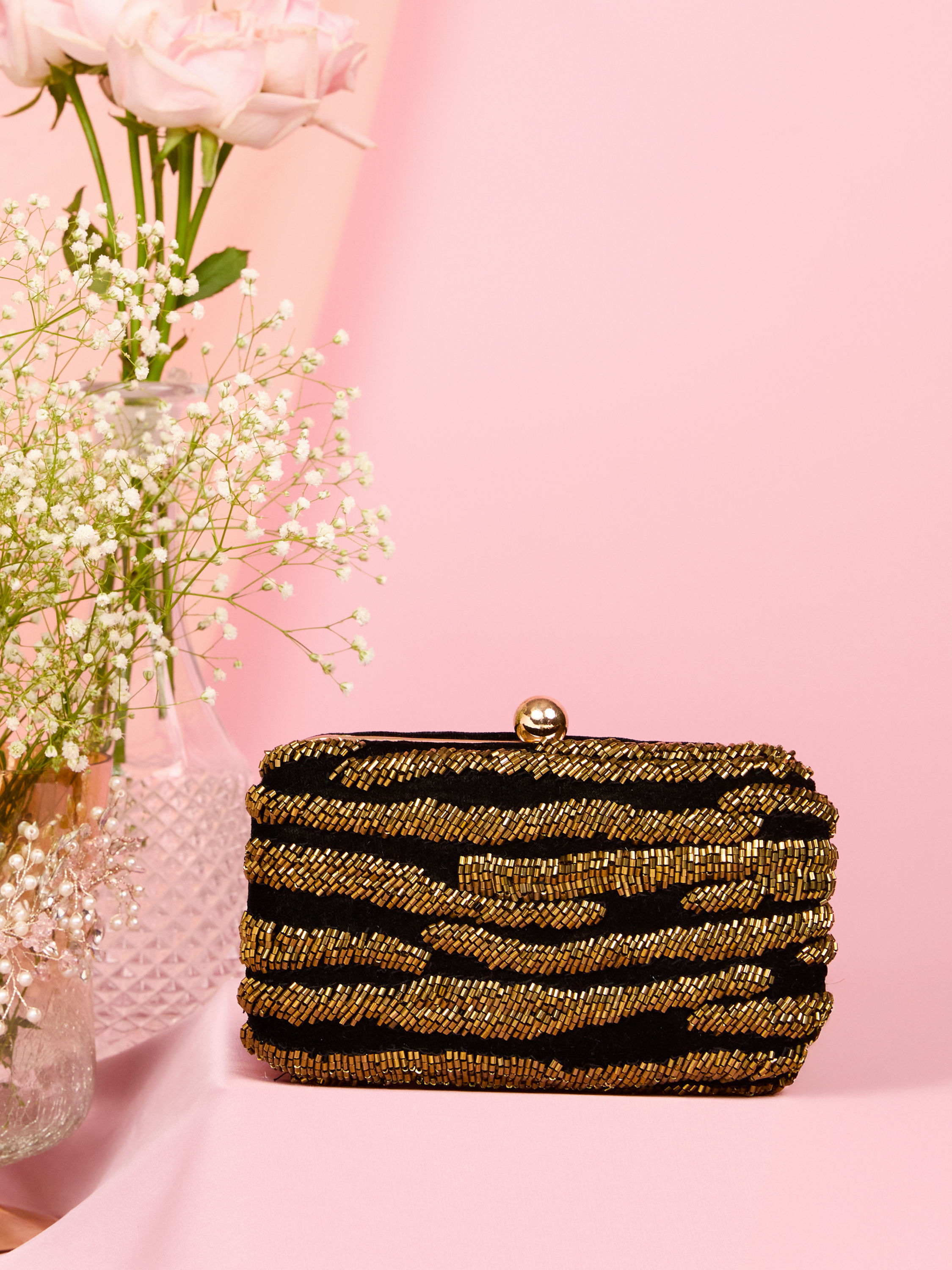 Mohey Women Golden Velvet Festive Clutch Bag