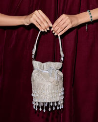 Mohey Women Grey Art Silk Gleam Potli Bag