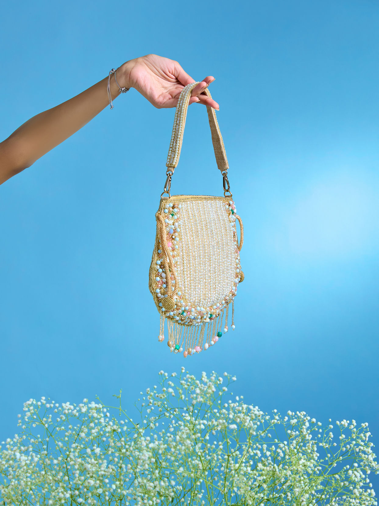 Mohey Women Intricate Fawn Bag