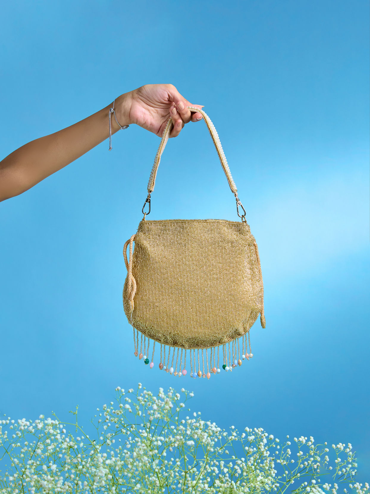 Mohey Women Intricate Fawn Art Silk Bag