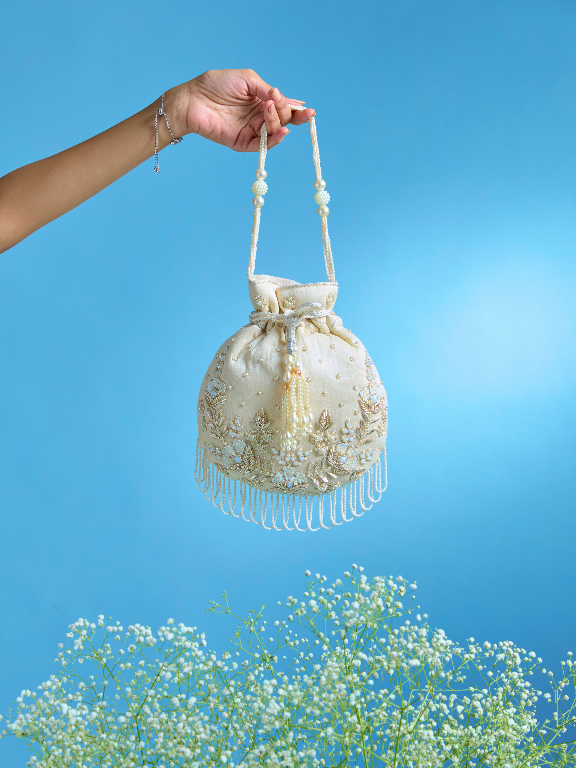 Mohey Women Elegant White Silk Evening Potli Bag
