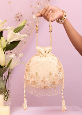 Mohey Women Cream Potli Bag