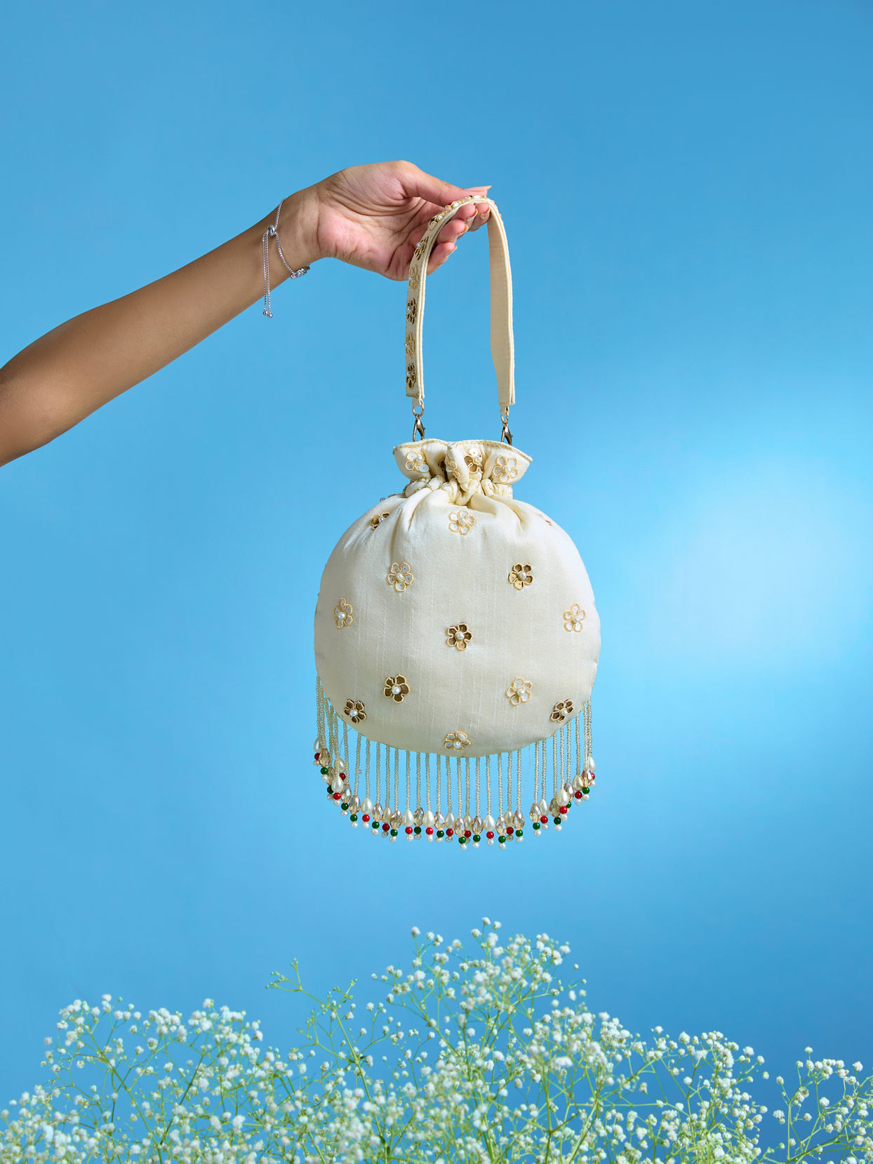 Mohey Women Ethereal White Evening Bag