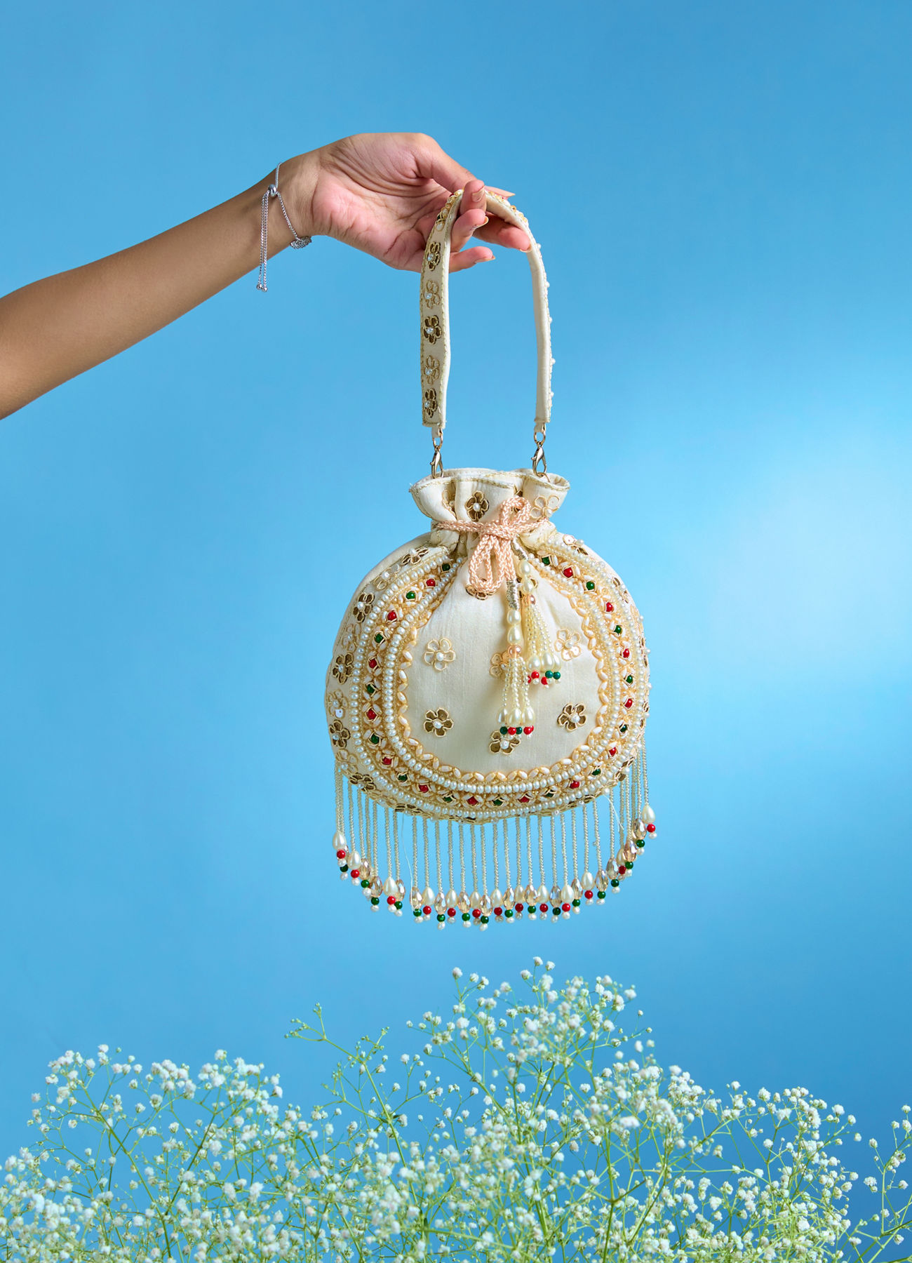 Mohey Women Ethereal White Evening Bag