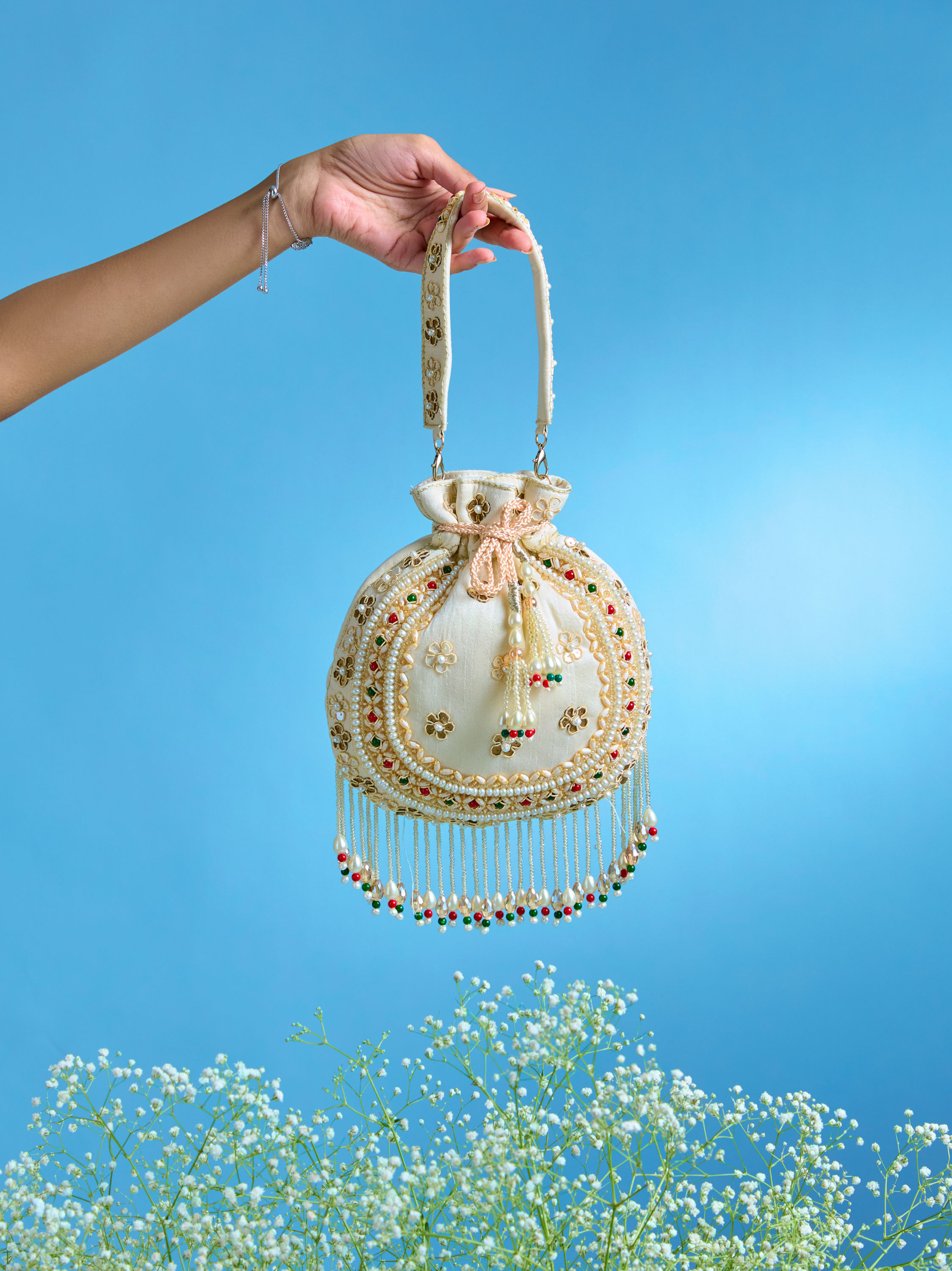 Mohey Women Ethereal White Evening Bag