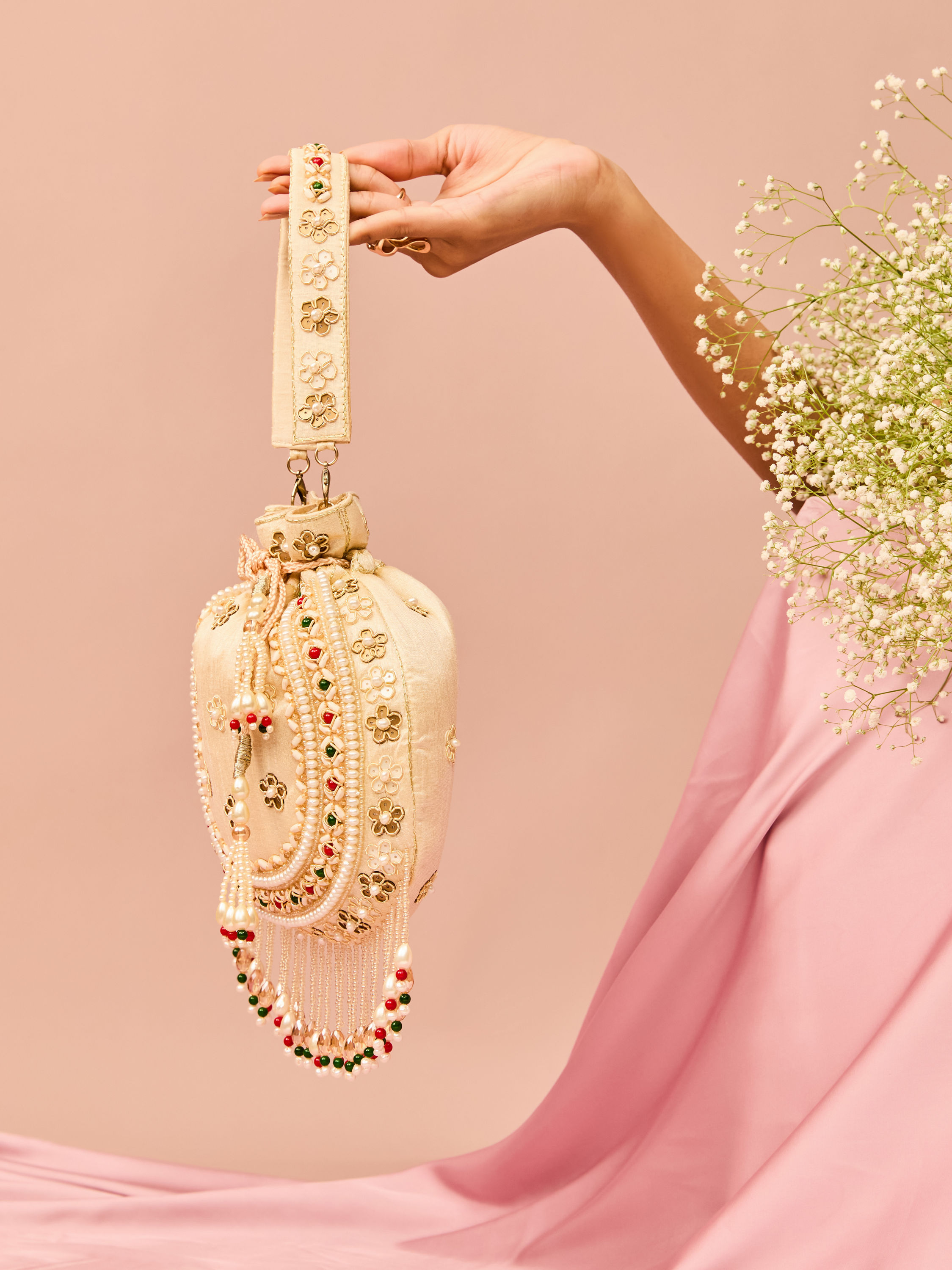 Mohey Women Glistening Cream Celebration Bag