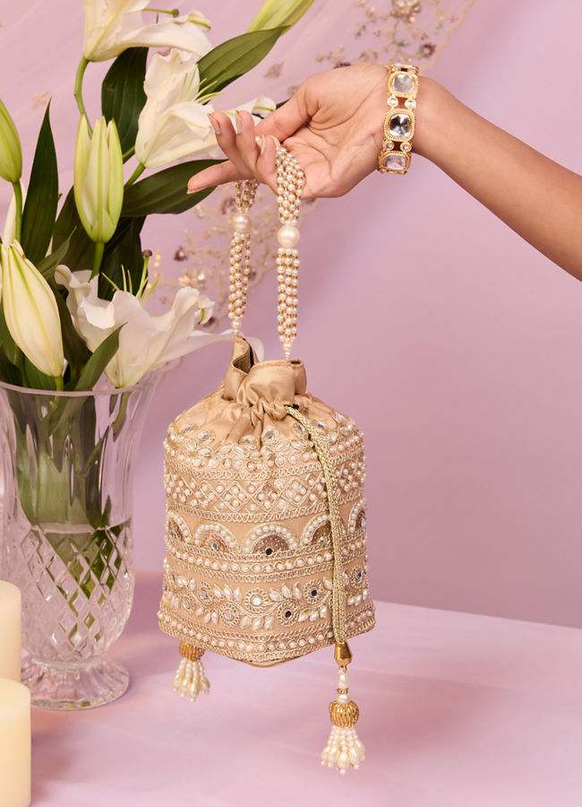 Mohey Women Fawn Elegance Chic Bag