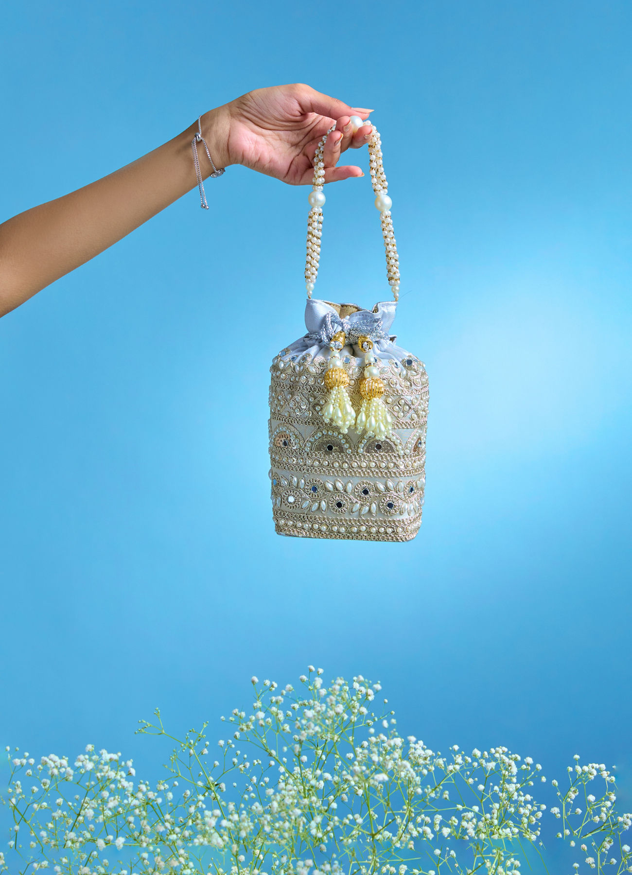 Mohey Women Enchanting Grey Silk Potli Bag