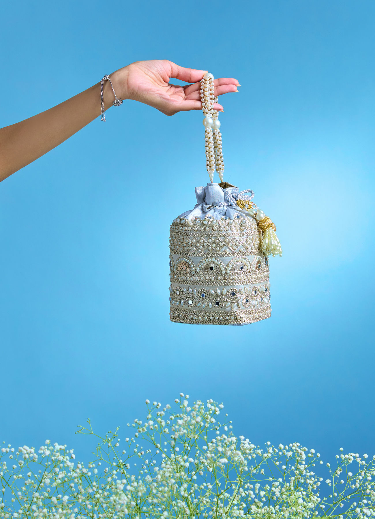 Mohey Women Enchanting Grey Silk Potli Bag