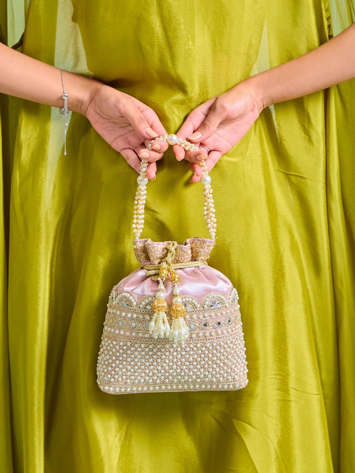Mohey Women Dusty Pink Elegance Potli Bag