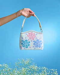 Mohey Women Elegant Cream Potli Bag
