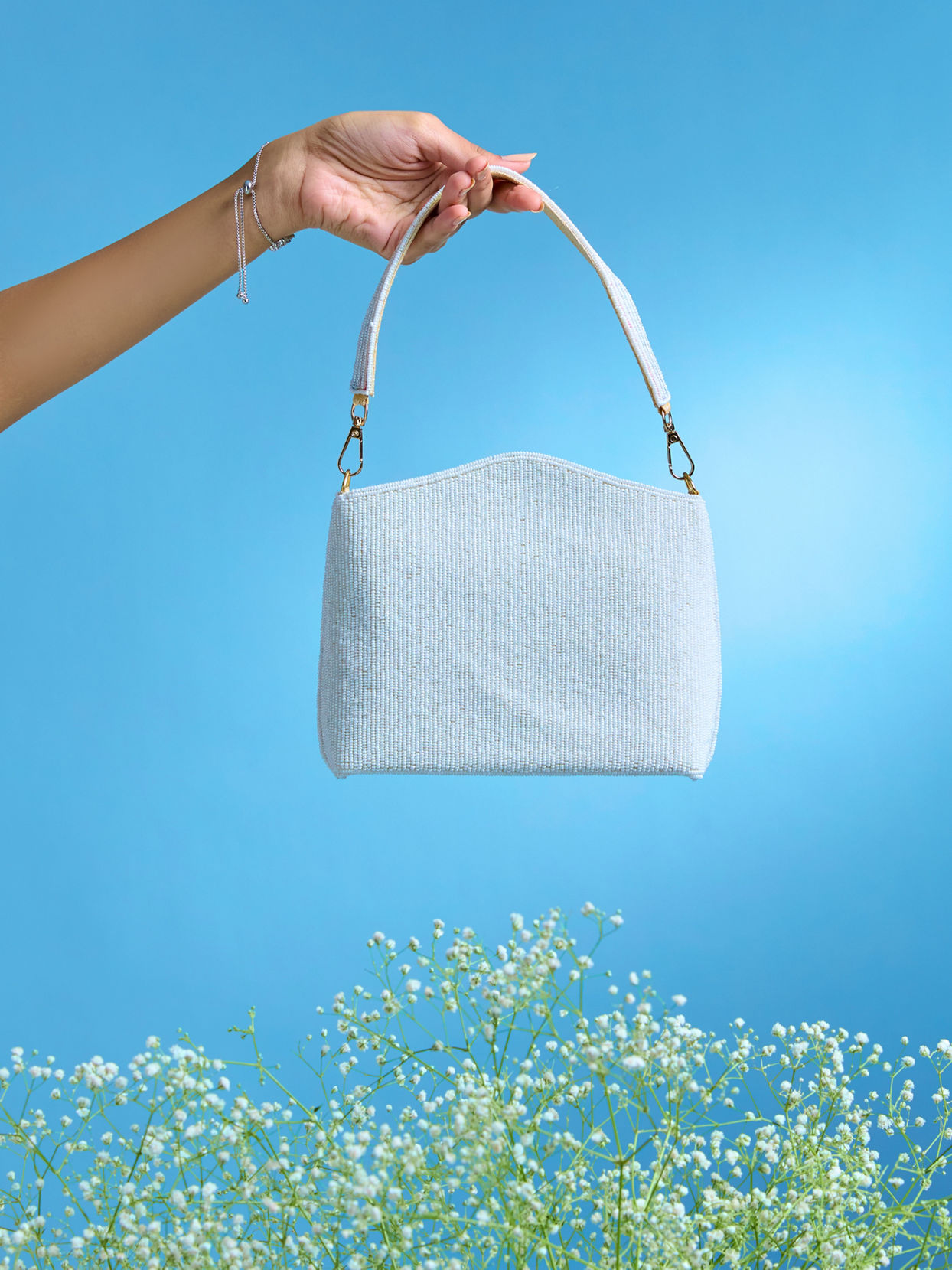 Mohey Women Elegant Cream Potli Bag