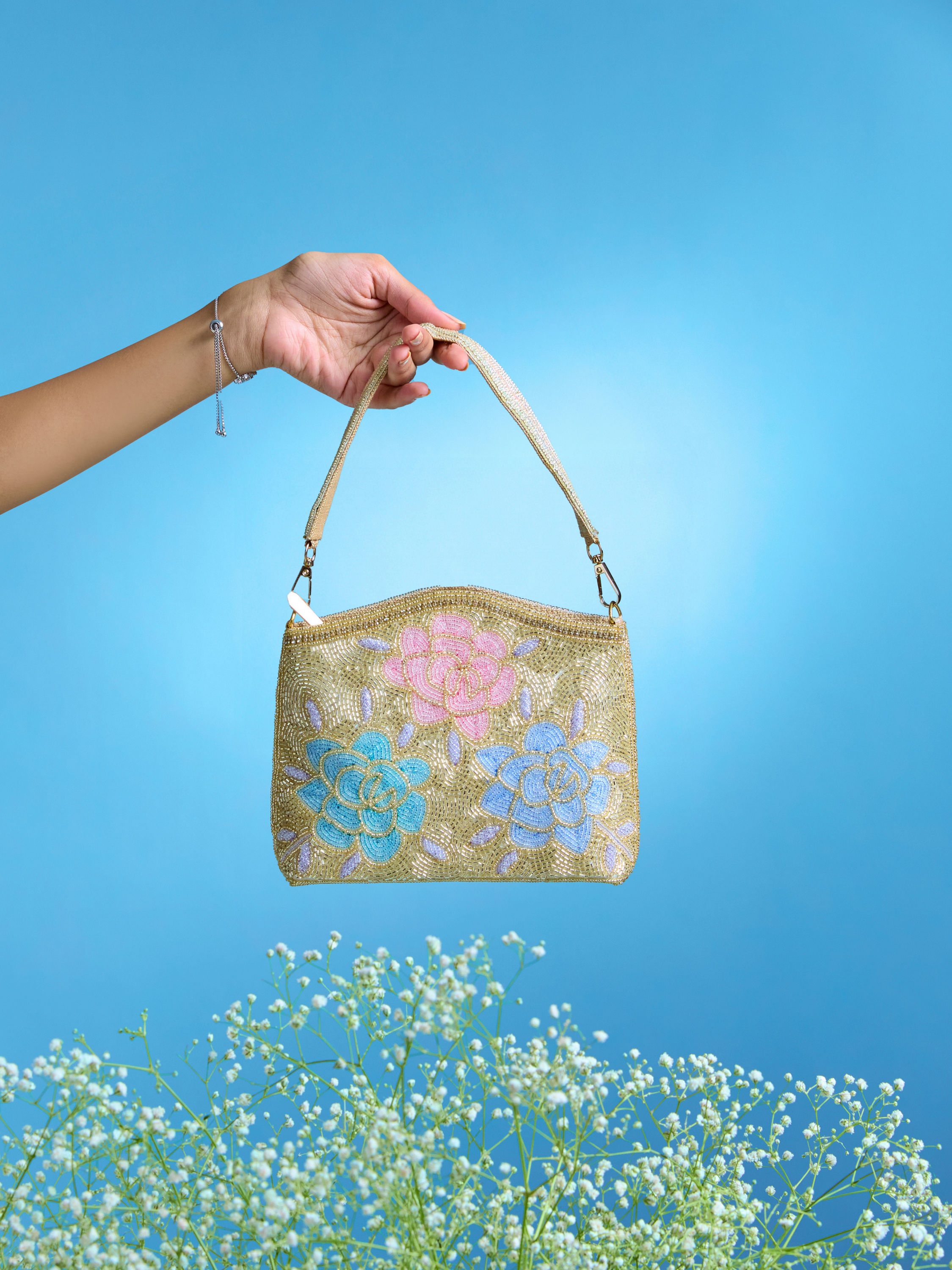 Mohey Women Beige Opulence Silk Bag