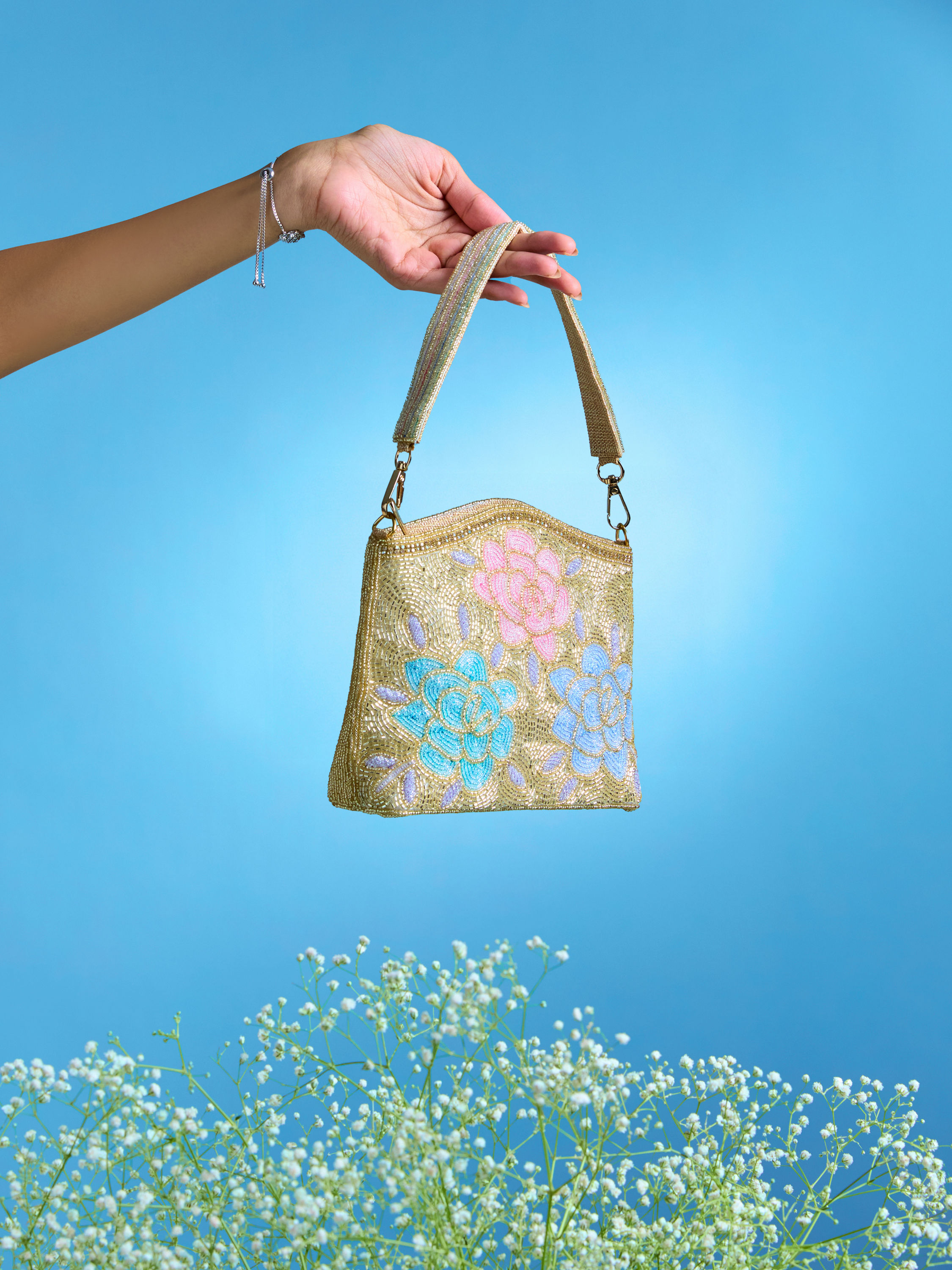 Mohey Women Beige Opulence Silk Bag