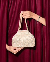 Mohey Women Elegant Cream Silk Bag