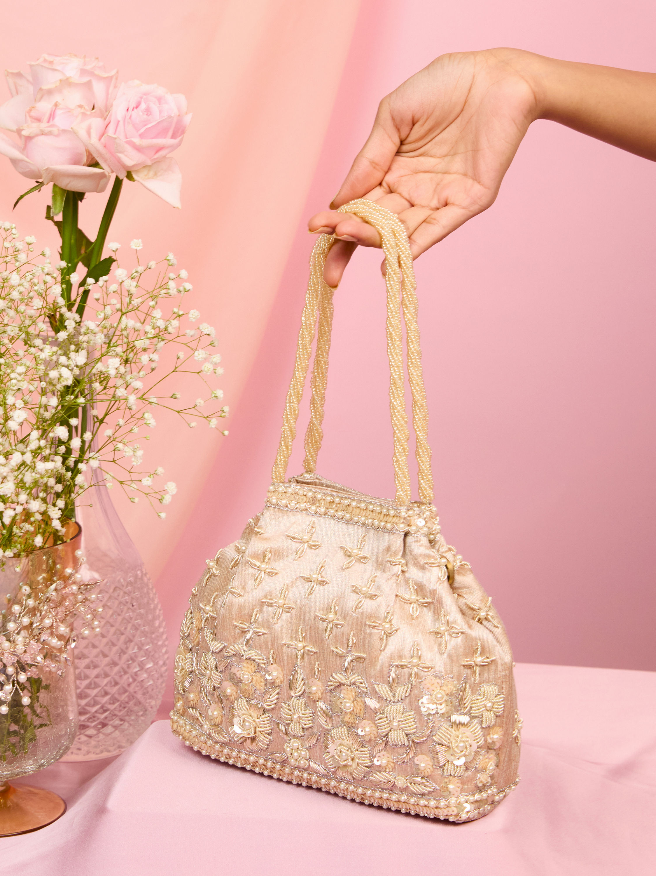 Mohey Women Chic Fawn Art Silk Bag