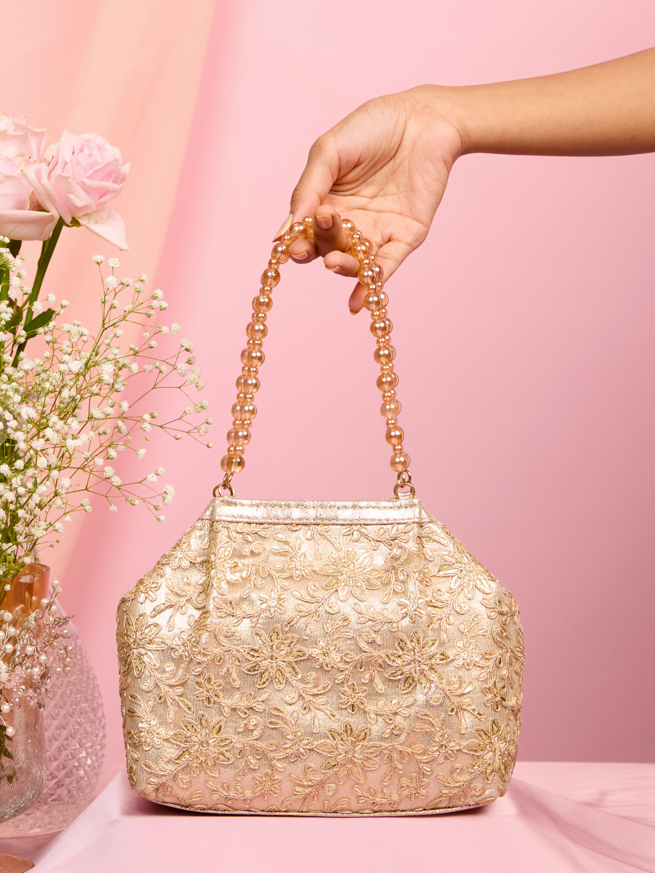 Mohey Women Entrancing Beige Net Bag