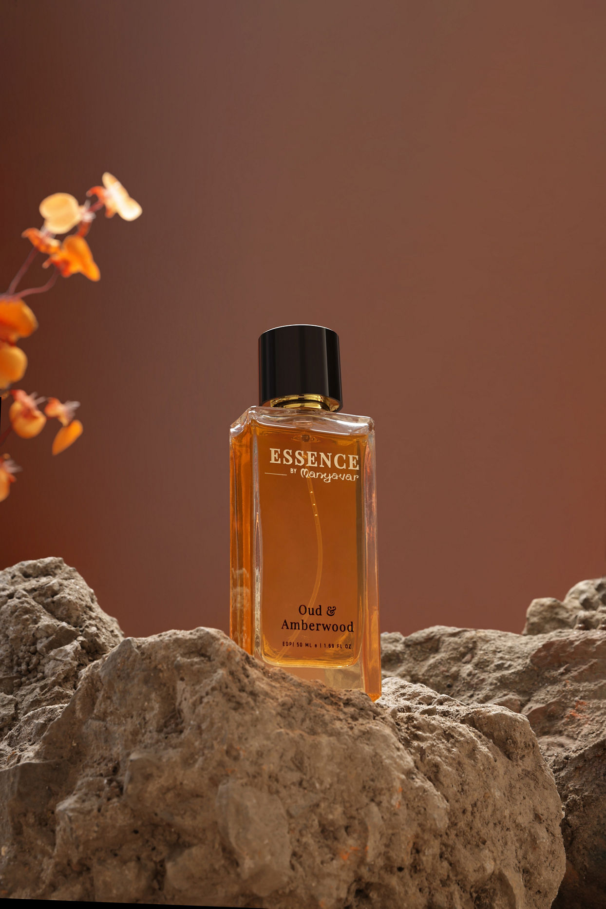 Manyavar Men Oud & Amberwood Perfume image number 3