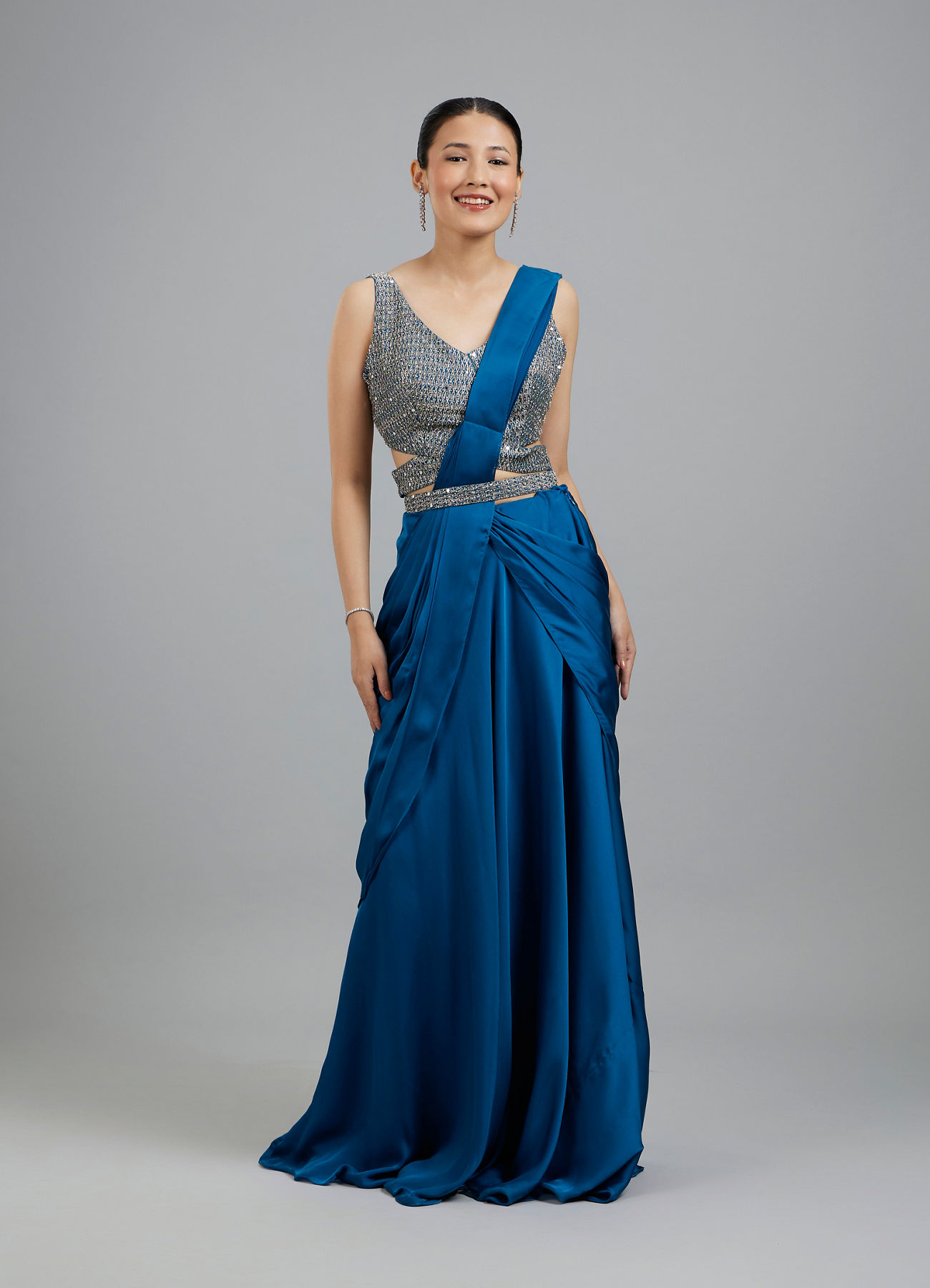 Mohey Women Elegant Satin Pre Draped Saree