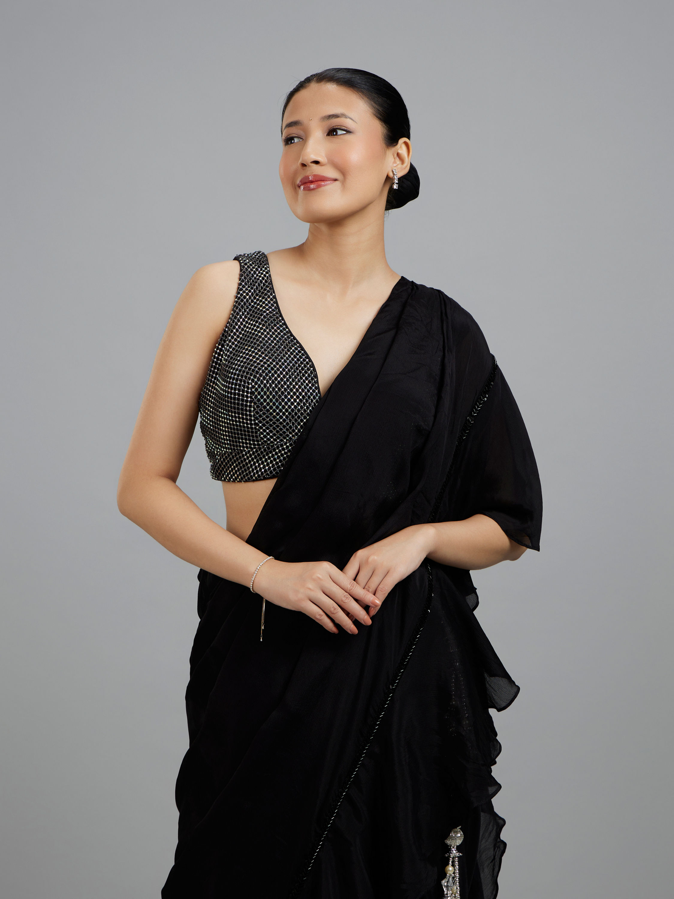 Mohey Women Elegant Black Pre Draped Saree