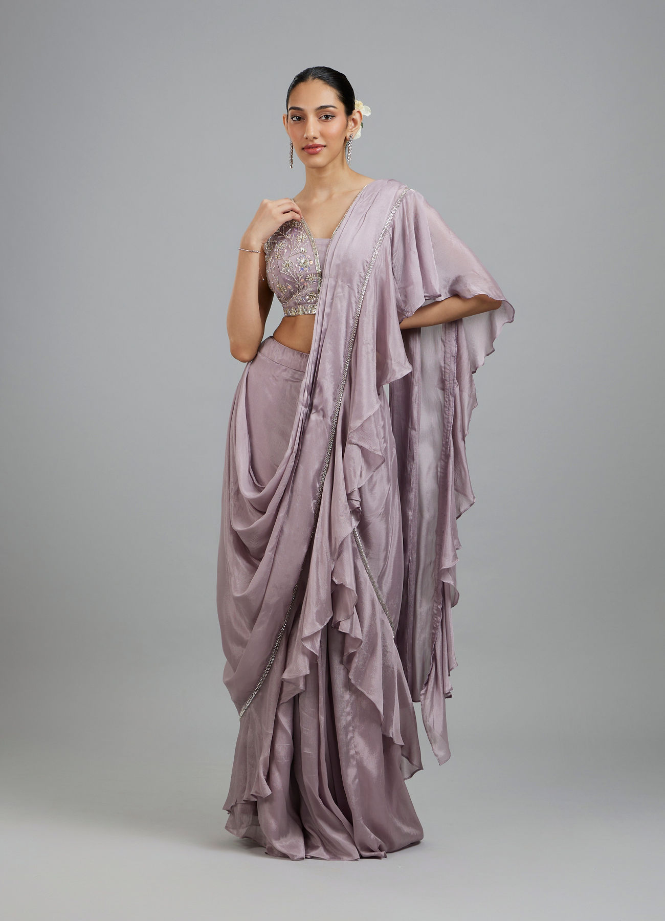 Mohey Women Purple Chinon Pre Draped Saree