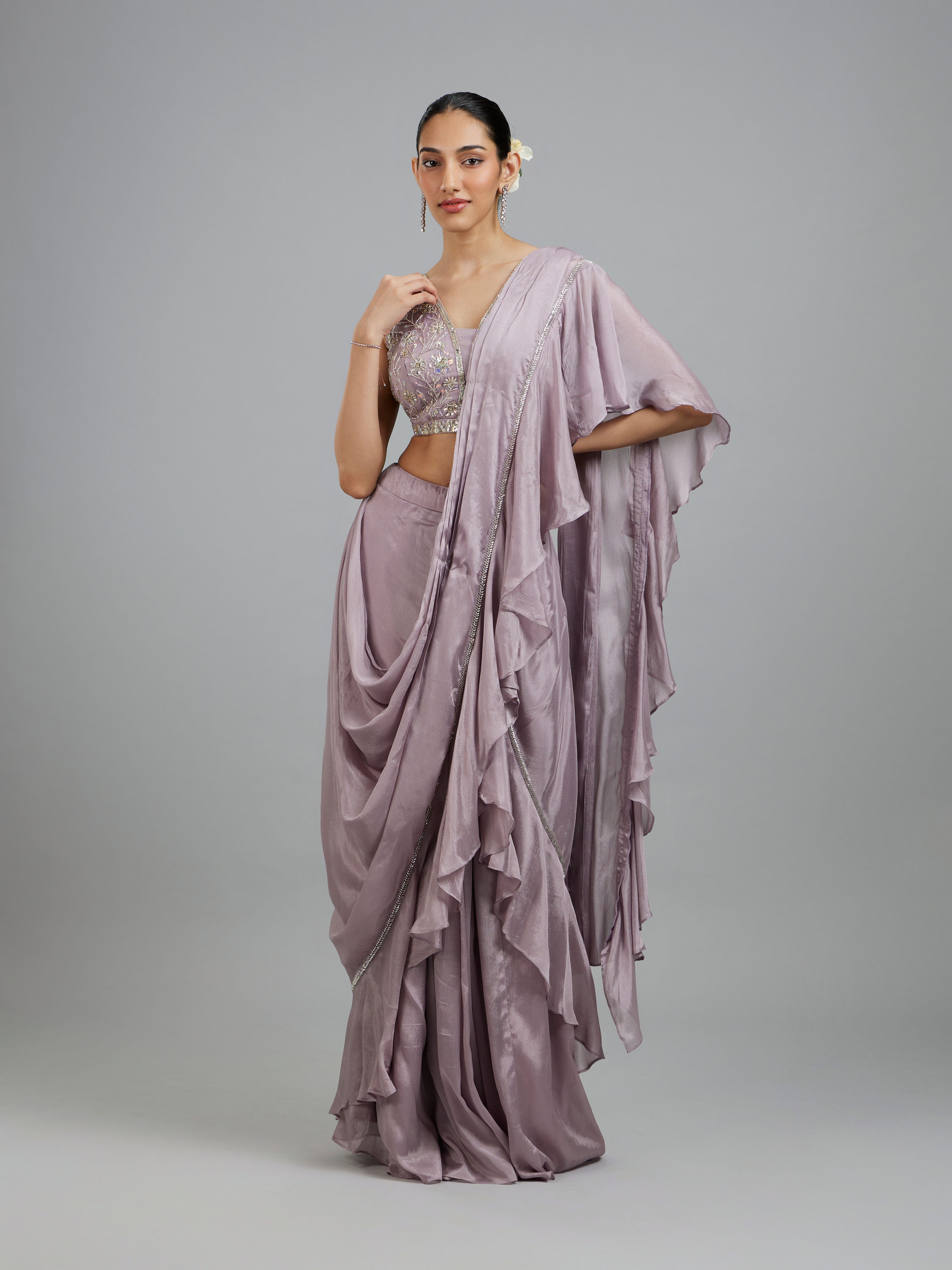 Mohey Women Purple Chinon Pre Draped Saree
