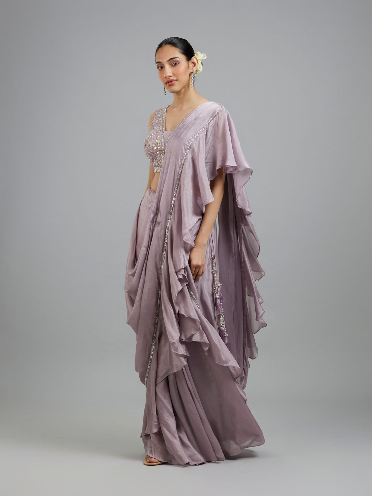 Mohey Women Purple Chinon Pre Draped Saree