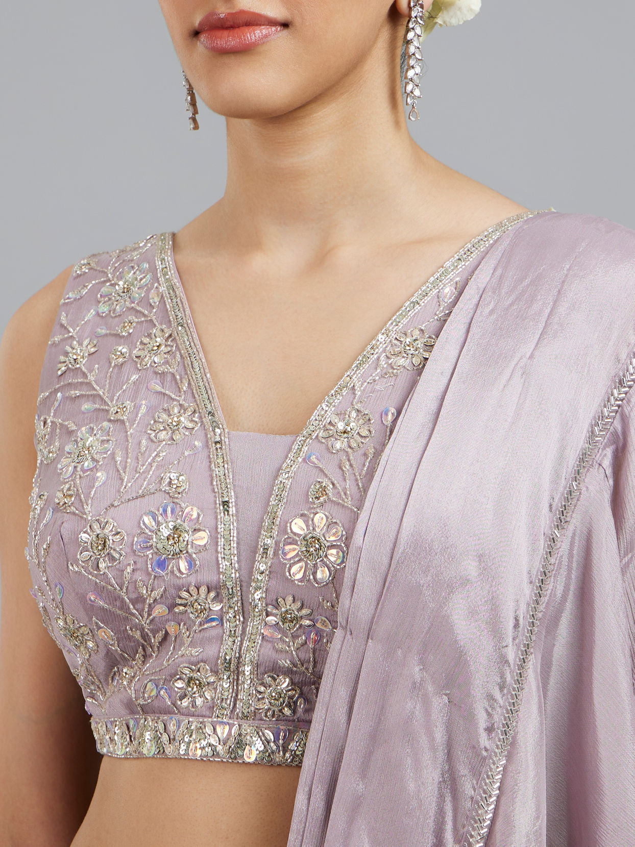 Mohey Women Purple Chinon Pre Draped Saree