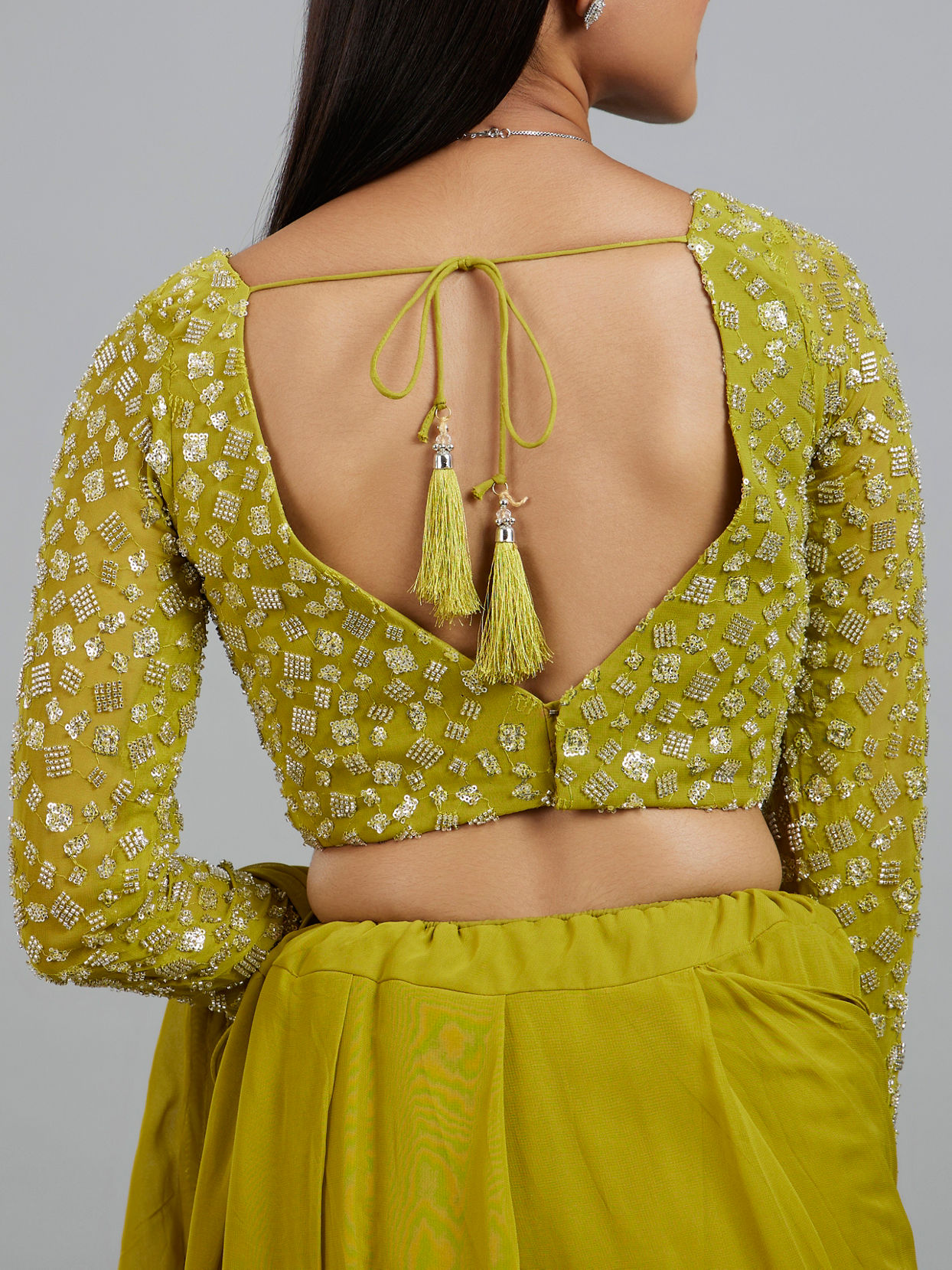 Mohey Women Radiant Green Georgette Pre Draped Saree