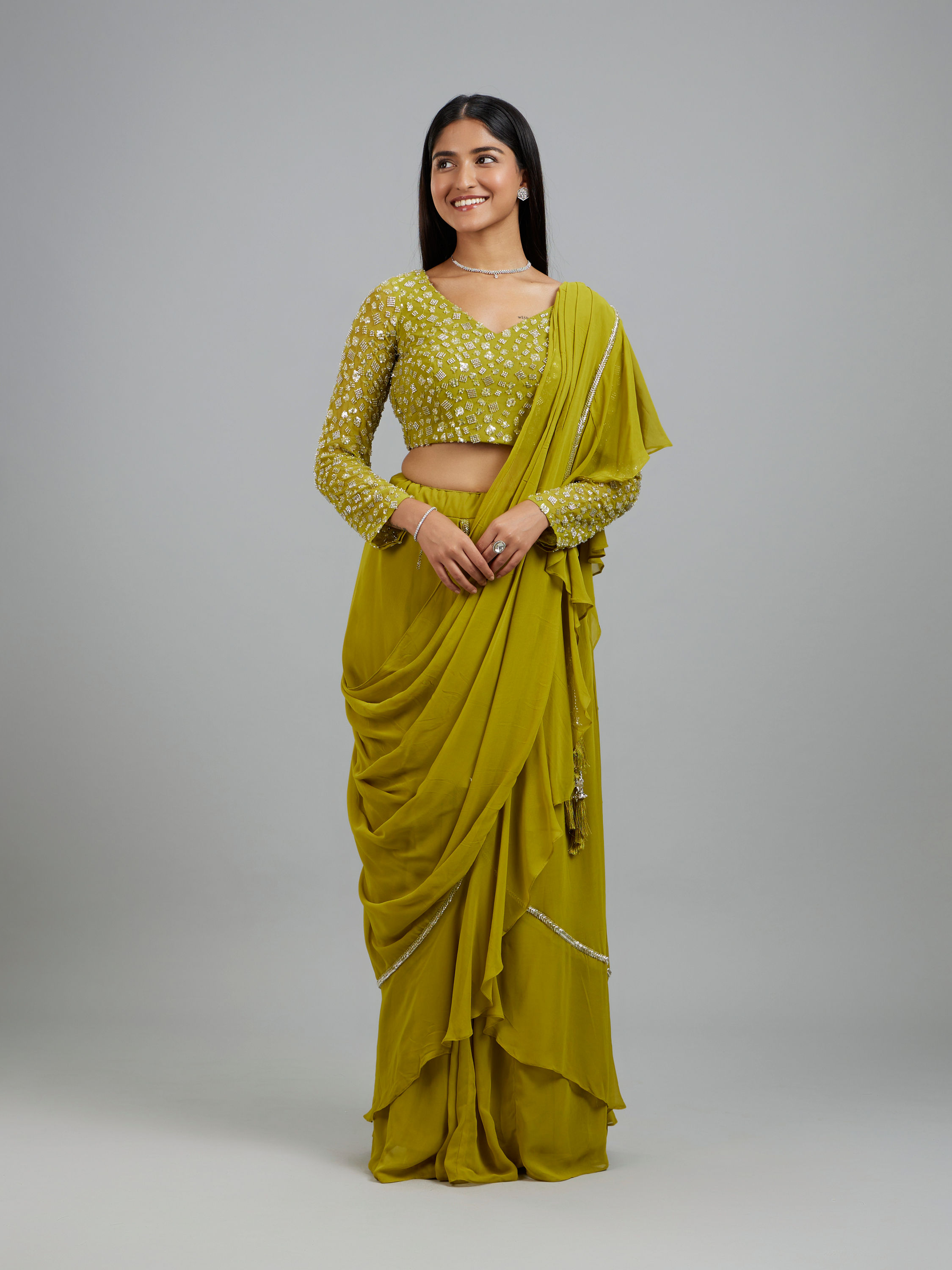 Mohey Women Radiant Green Georgette Pre Draped Saree