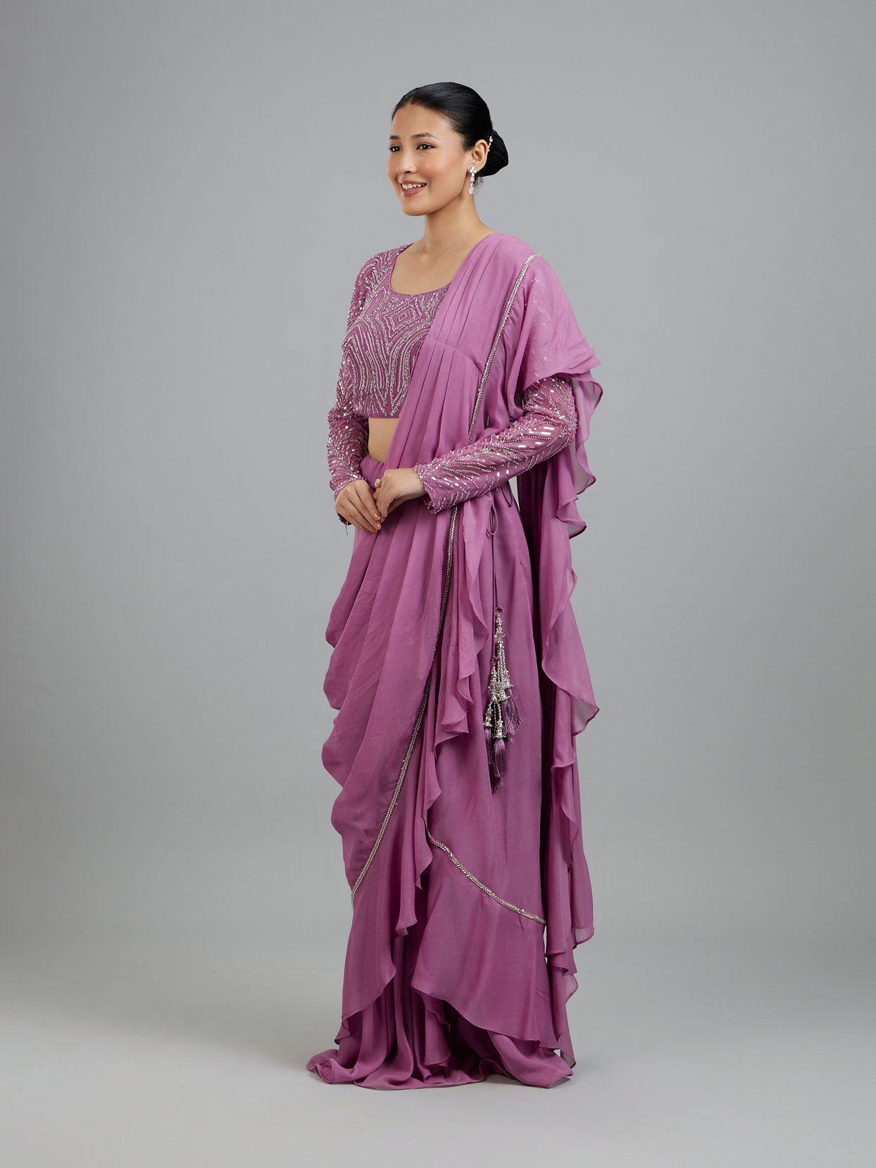 Mohey Women Purple Elegant Georgette Pre Draped Saree