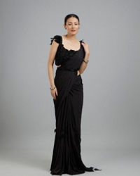Mohey Women Glamorous Black Draped Saree Ensemble