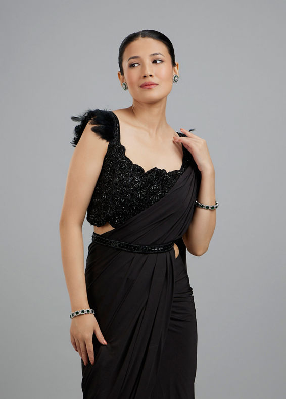 Mohey Women Glamorous Black Draped Saree Ensemble