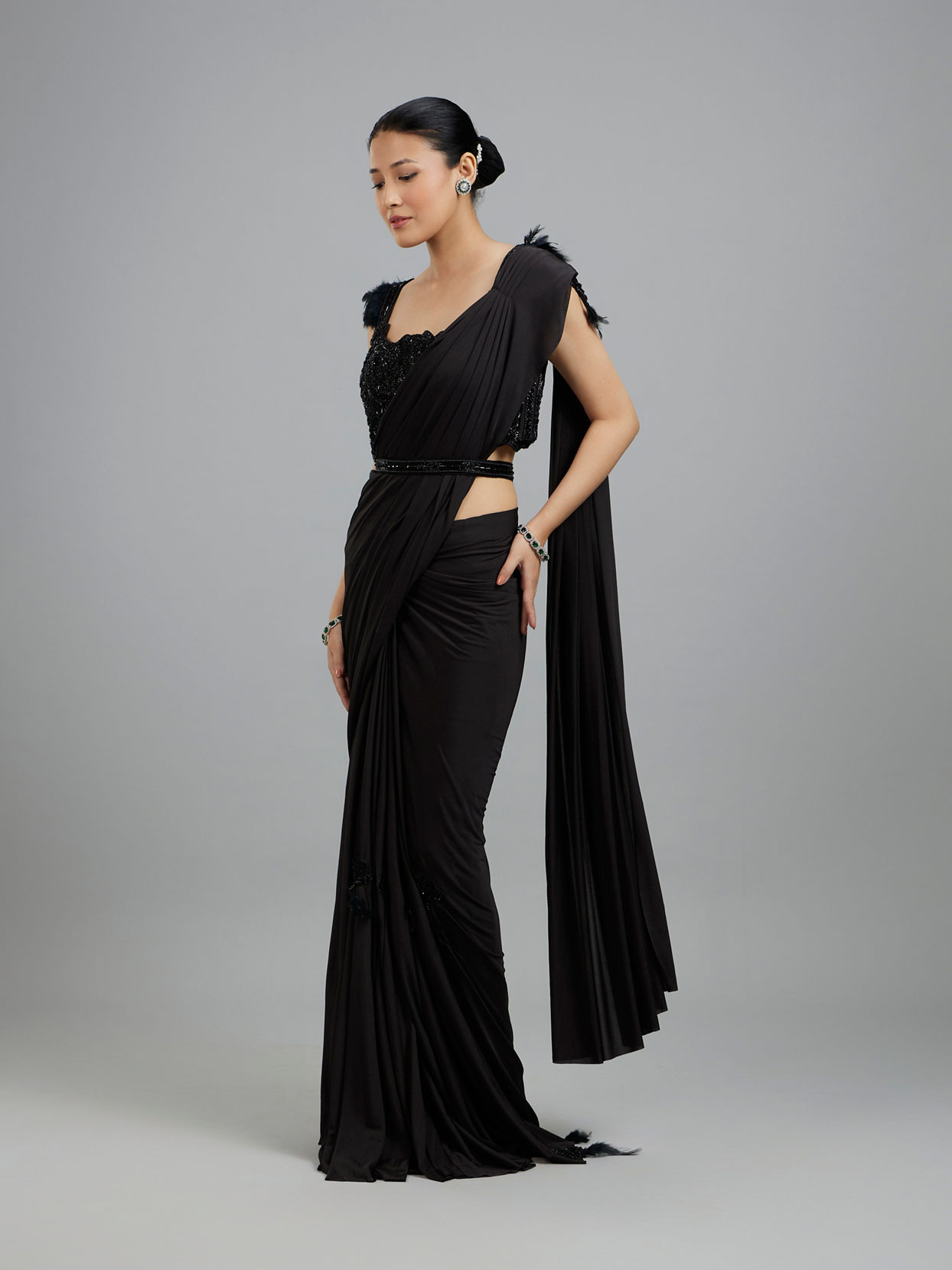 Mohey Women Glamorous Black Draped Saree Ensemble