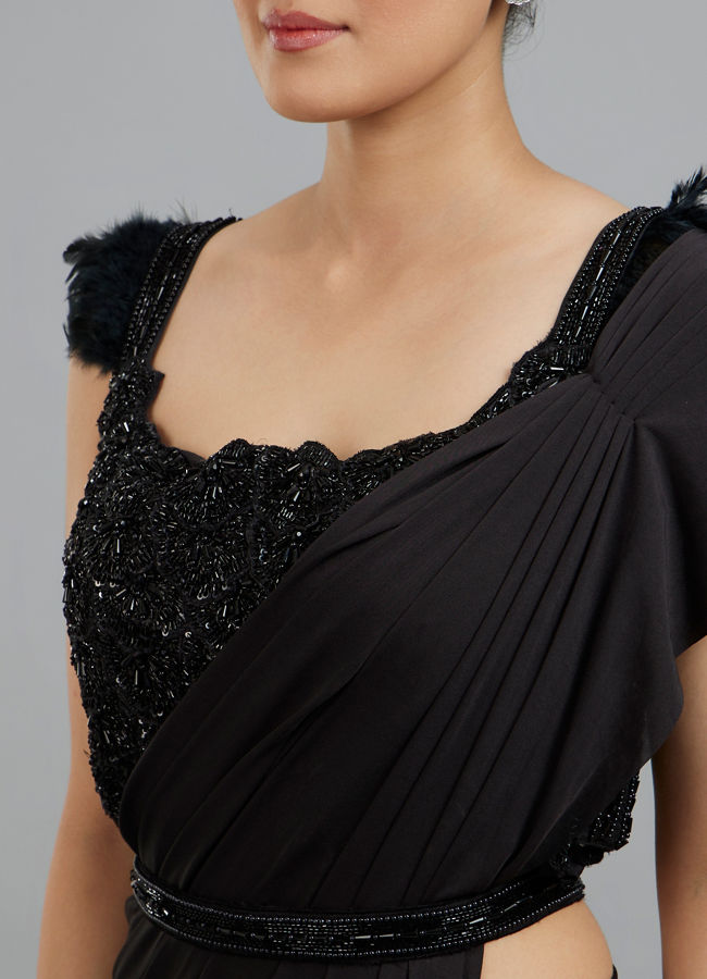 Mohey Women Glamorous Black Draped Saree Ensemble