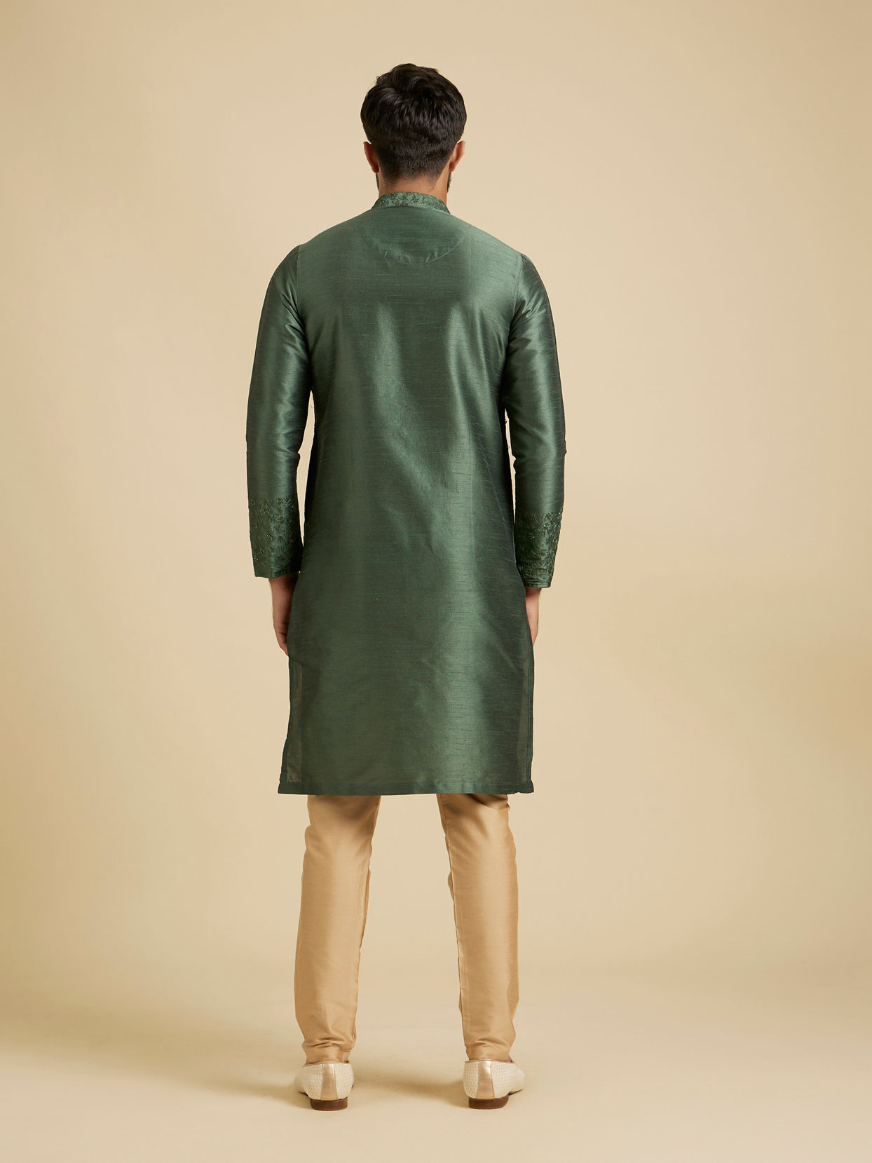 Manyavar Men Forest Green Sequinned Embroidered Bel Buti Patterned Kurta Set