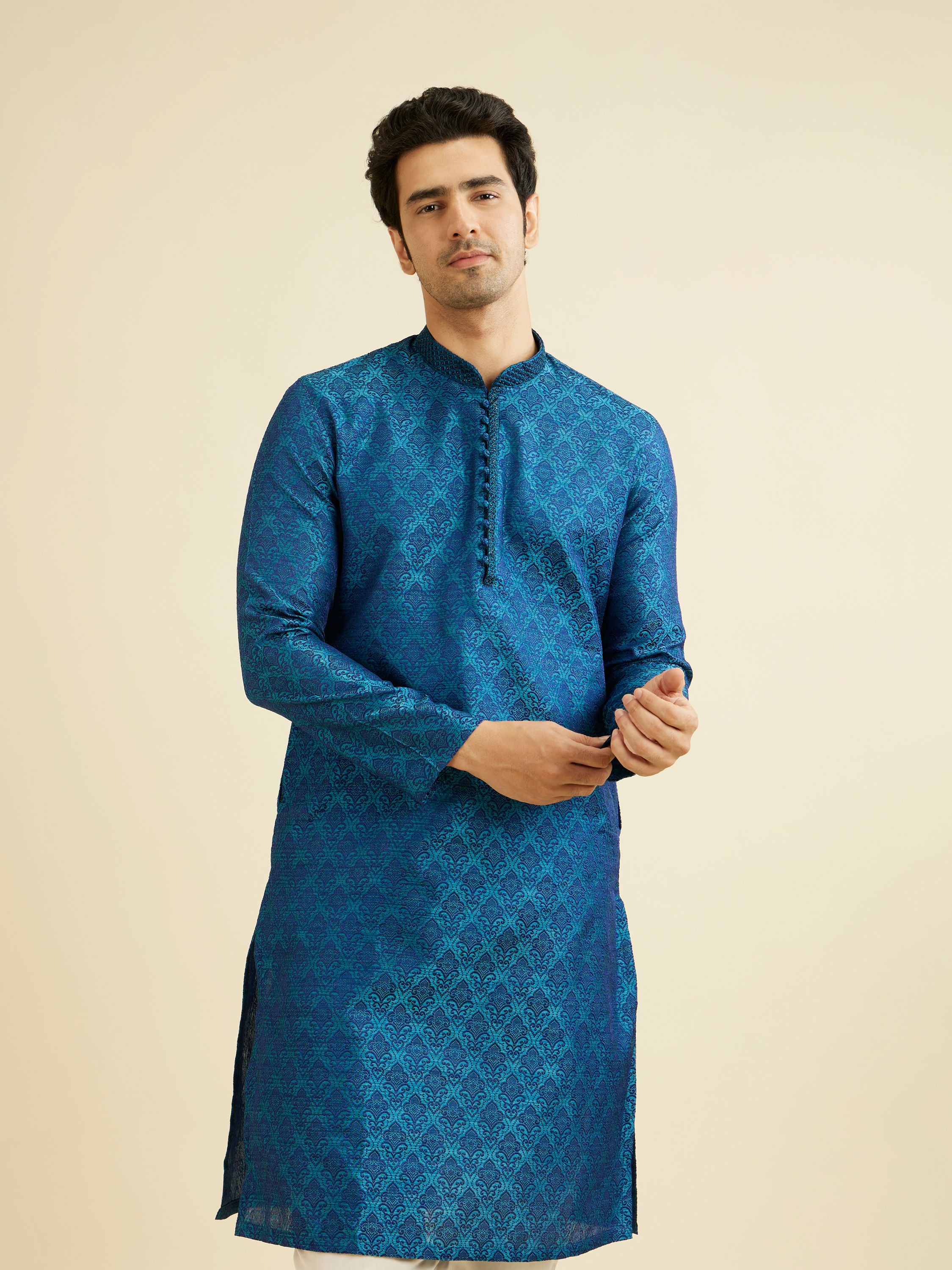 Manyavar Men Feroze Self Design Kurta Set