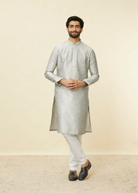 alt message - Manyavar Men Pearl River Grey Buta Patterned Kurta Set image number 2