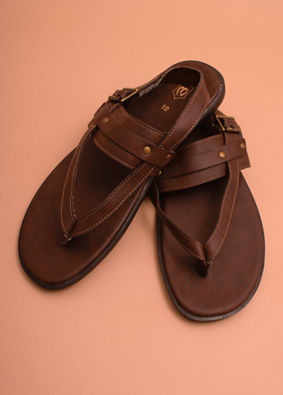 alt message - Manyavar Men Deep Mahogany Brown Ethnic Sandals