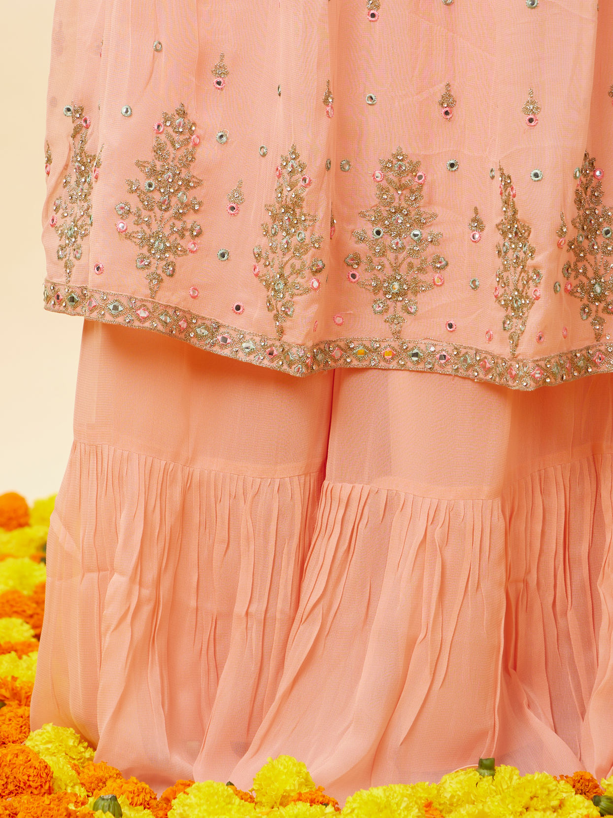 Mohey Women Pink Mirror Work Palazzo Suit