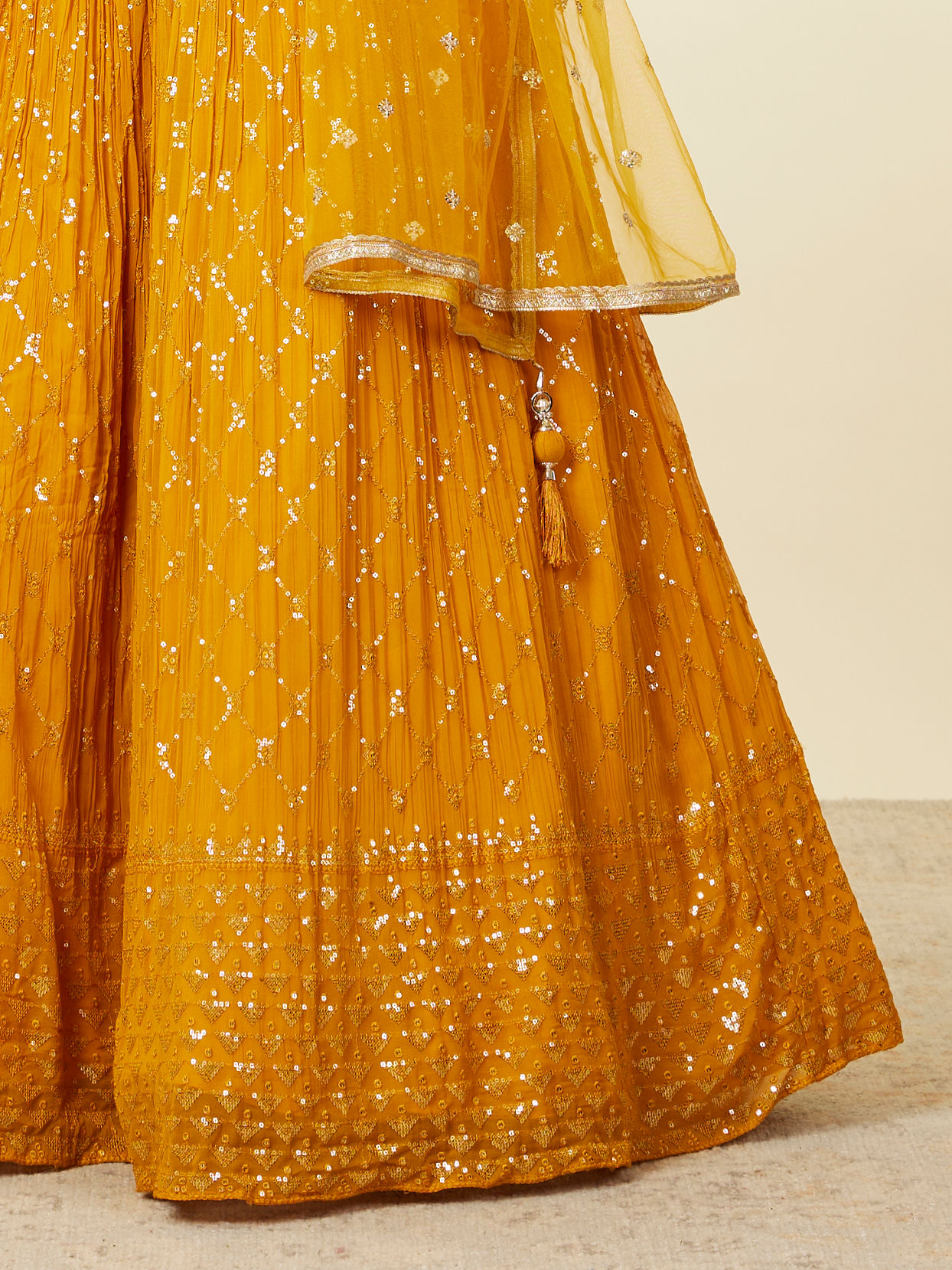 alt message - Mohey Women Mustard Yellow Buta Patterned Anarkali Suit image number 3