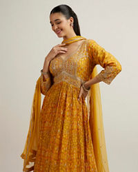 Mohey Women Mustard Crepe Zari Embroidered Anarkali Suit