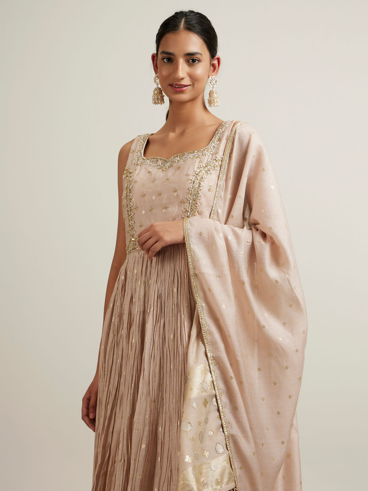 Mohey Women Pink Fawn Buta Patterned Anarkali Suit
