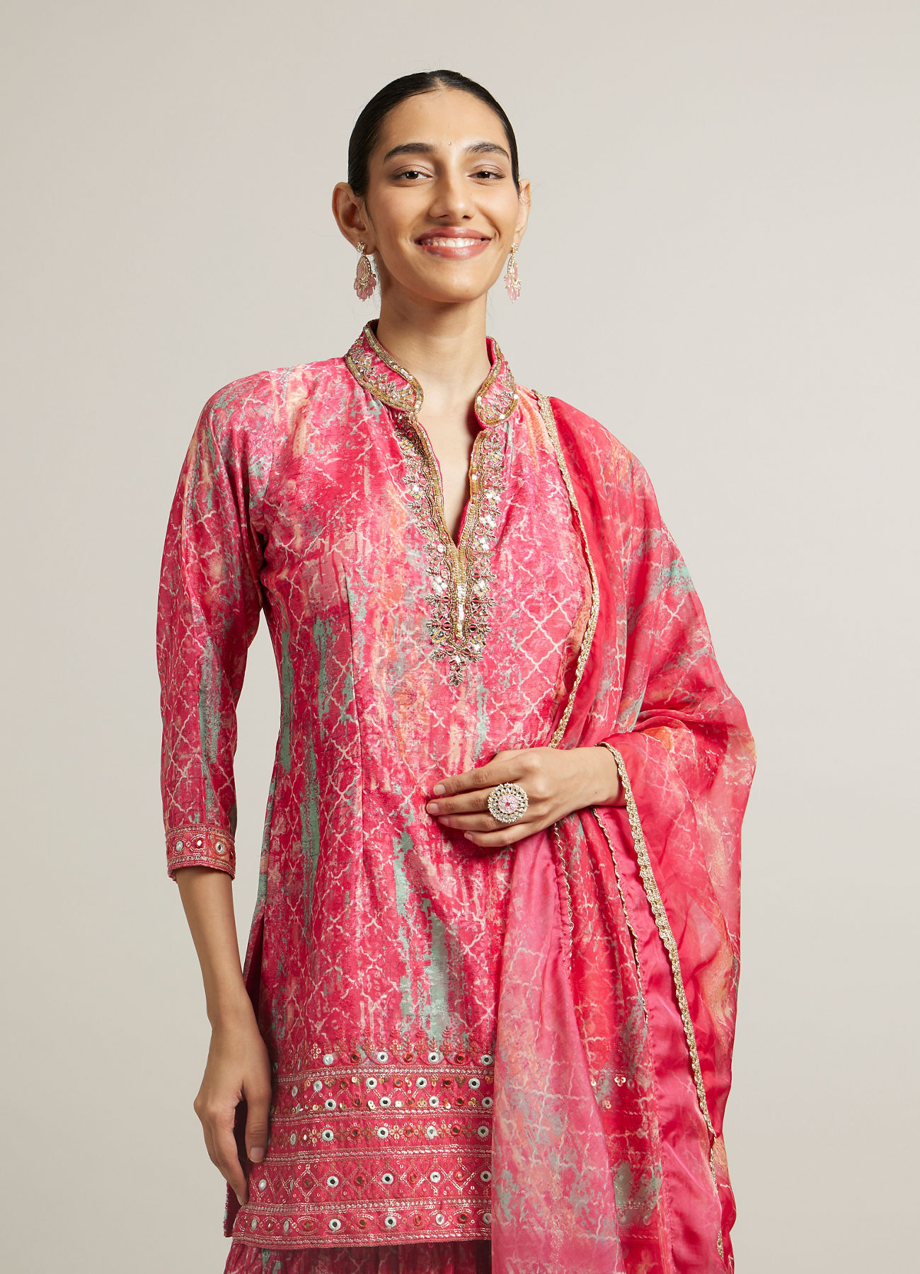 Mohey Women Bright Pink Stitched Suit Set with Mirror Work