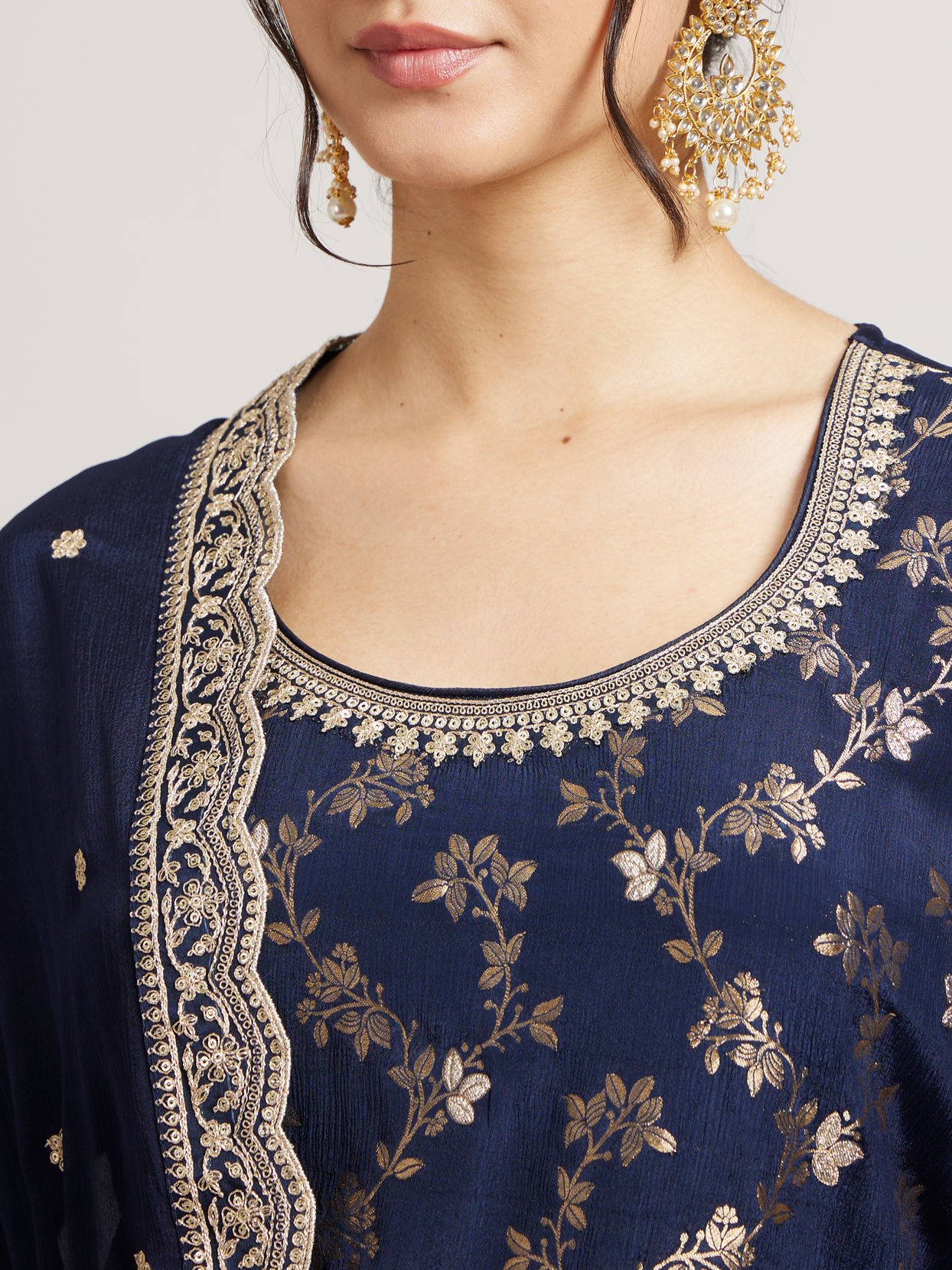 Mohey Women Indigo Delight Stitched Suit image number 3